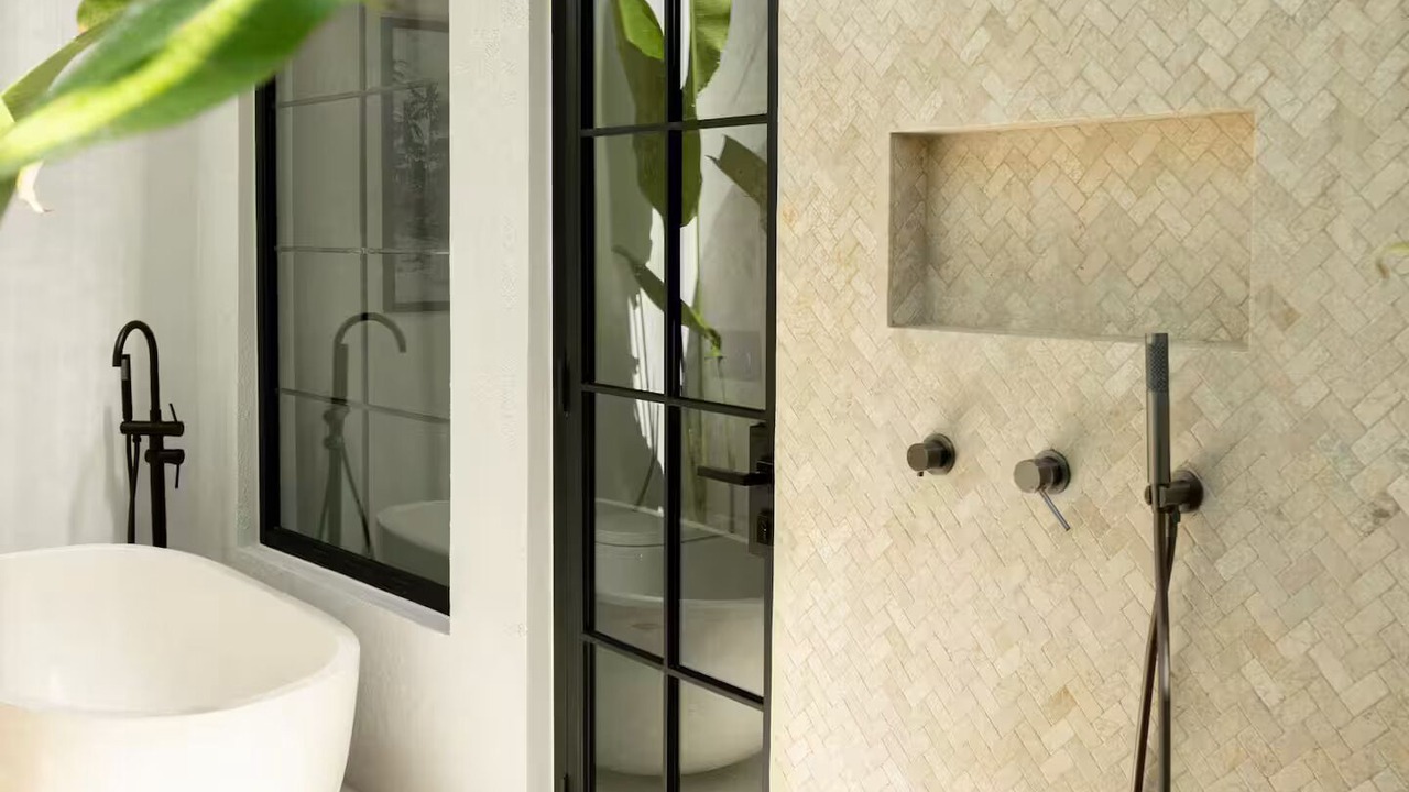 Photo of Bathroom in Munggu
