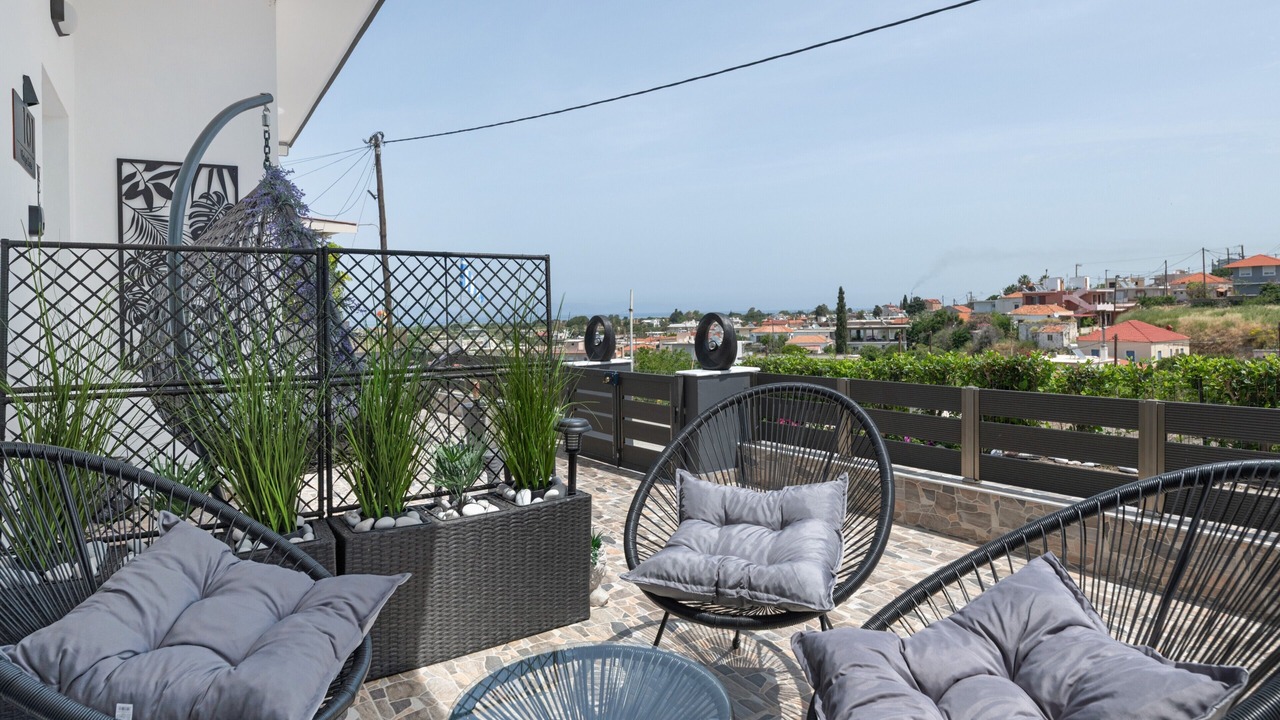 Photo of Patio Balcony in Fanai