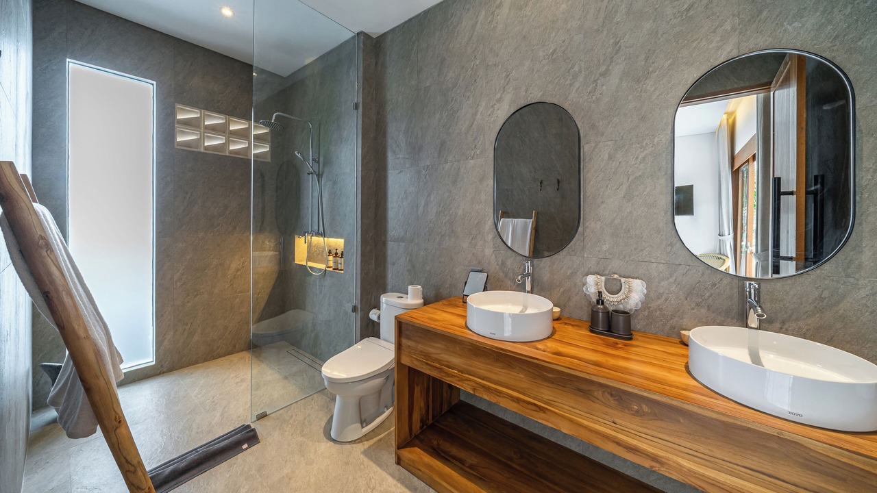 Photo of Bathroom in Lodtunduh