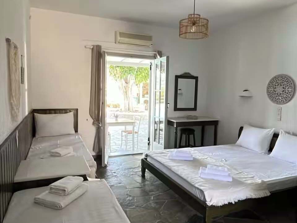 Photo of Livingroom in Paros