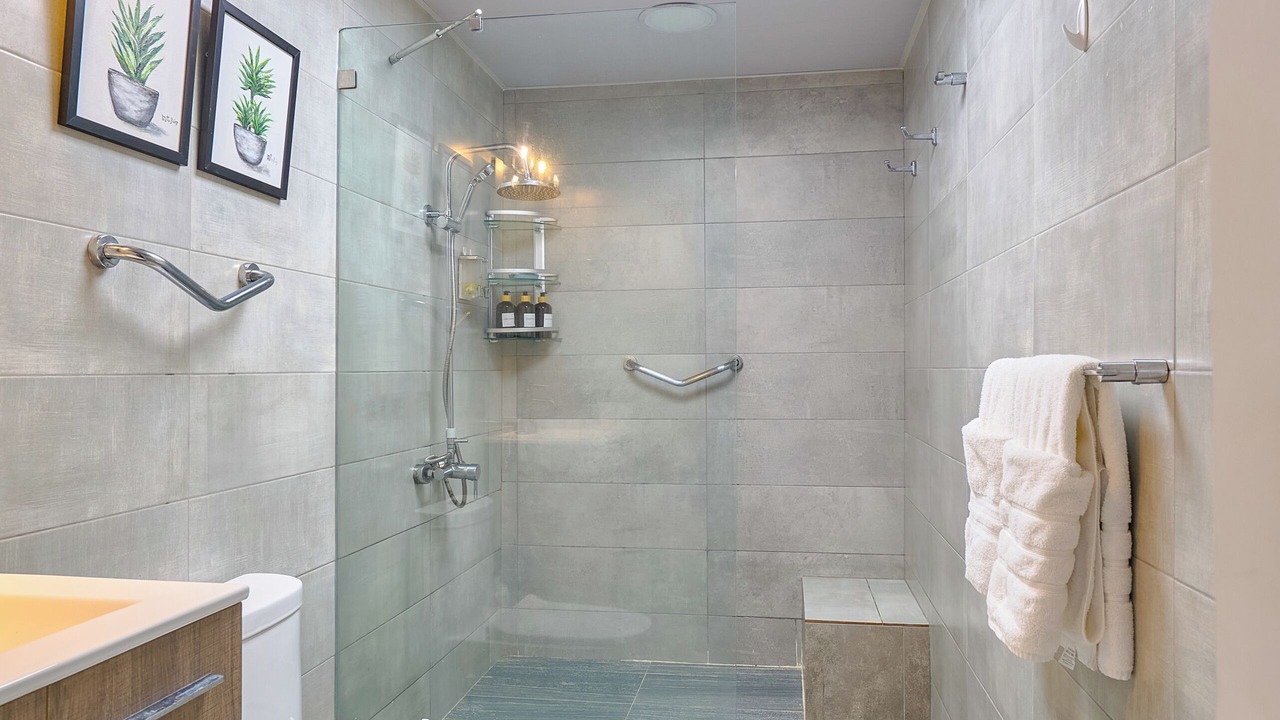 Photo of Bathroom in Villas Del Mar