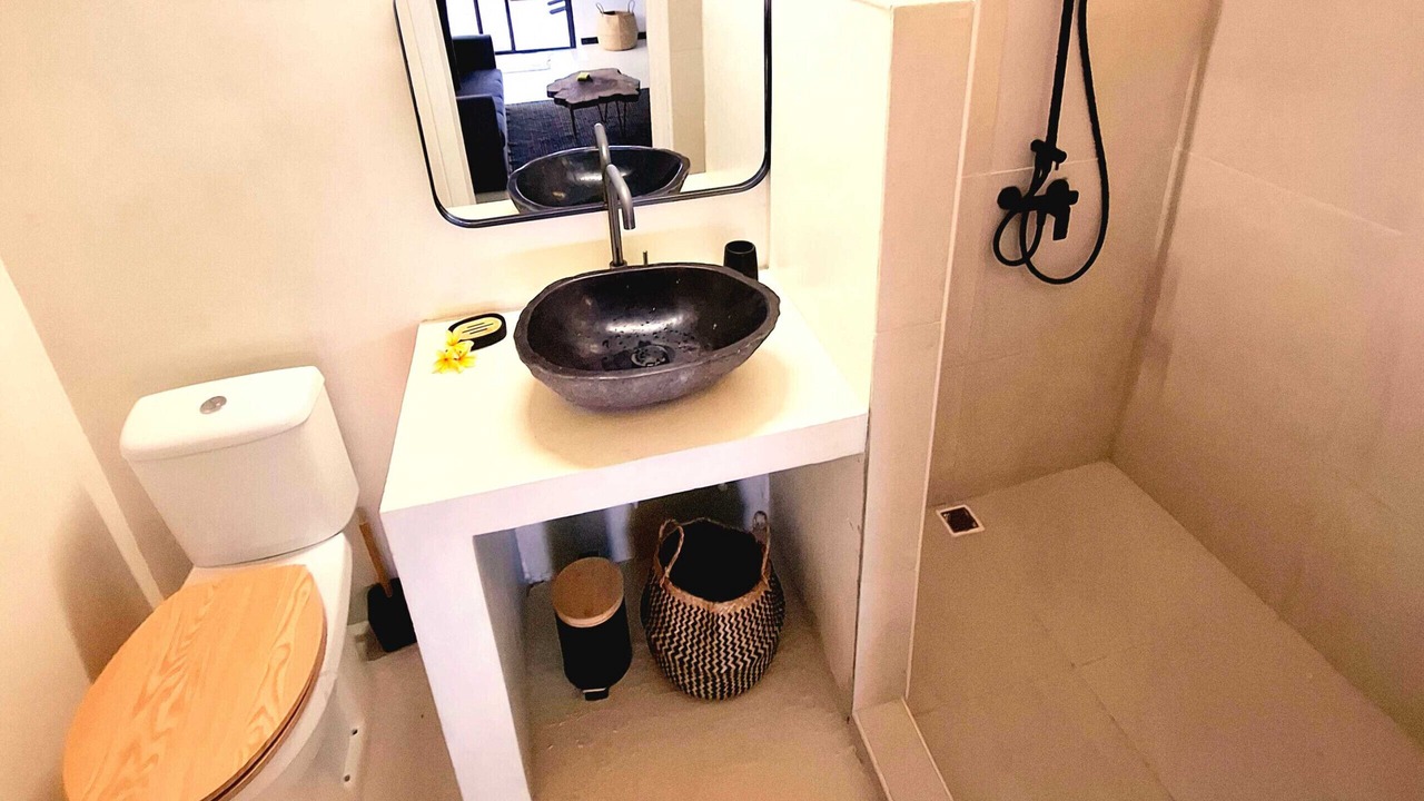 Photo of Bathroom in Vai'anae