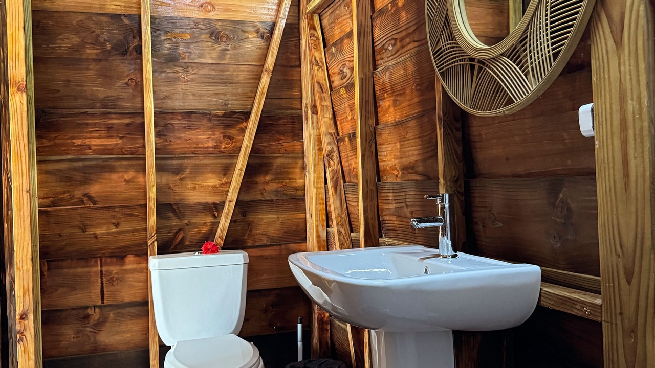 Photo of Bathroom in Fitii