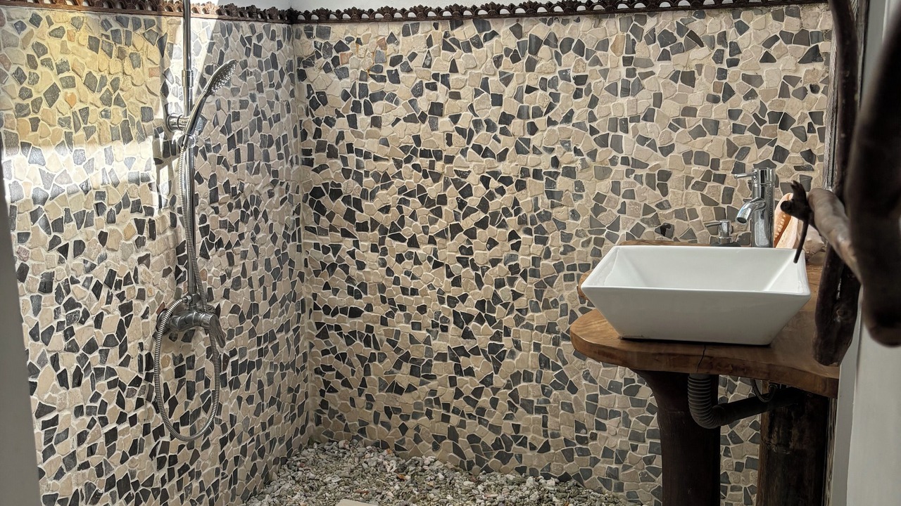 Photo of Bathroom in Maharepa