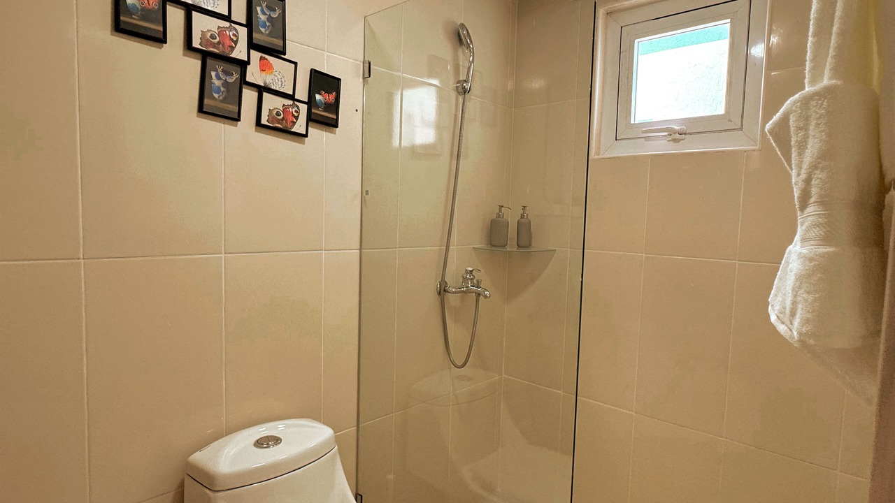 Photo of Bathroom in Veron