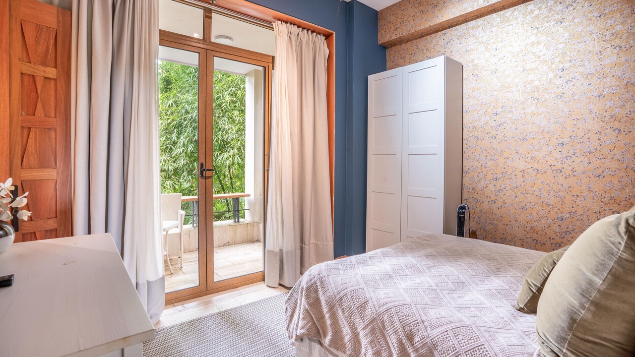 Photo of Bedroom in Los Altos