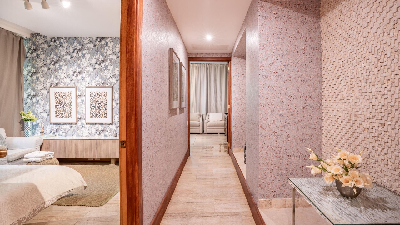 Photo of Bedroom in Los Altos