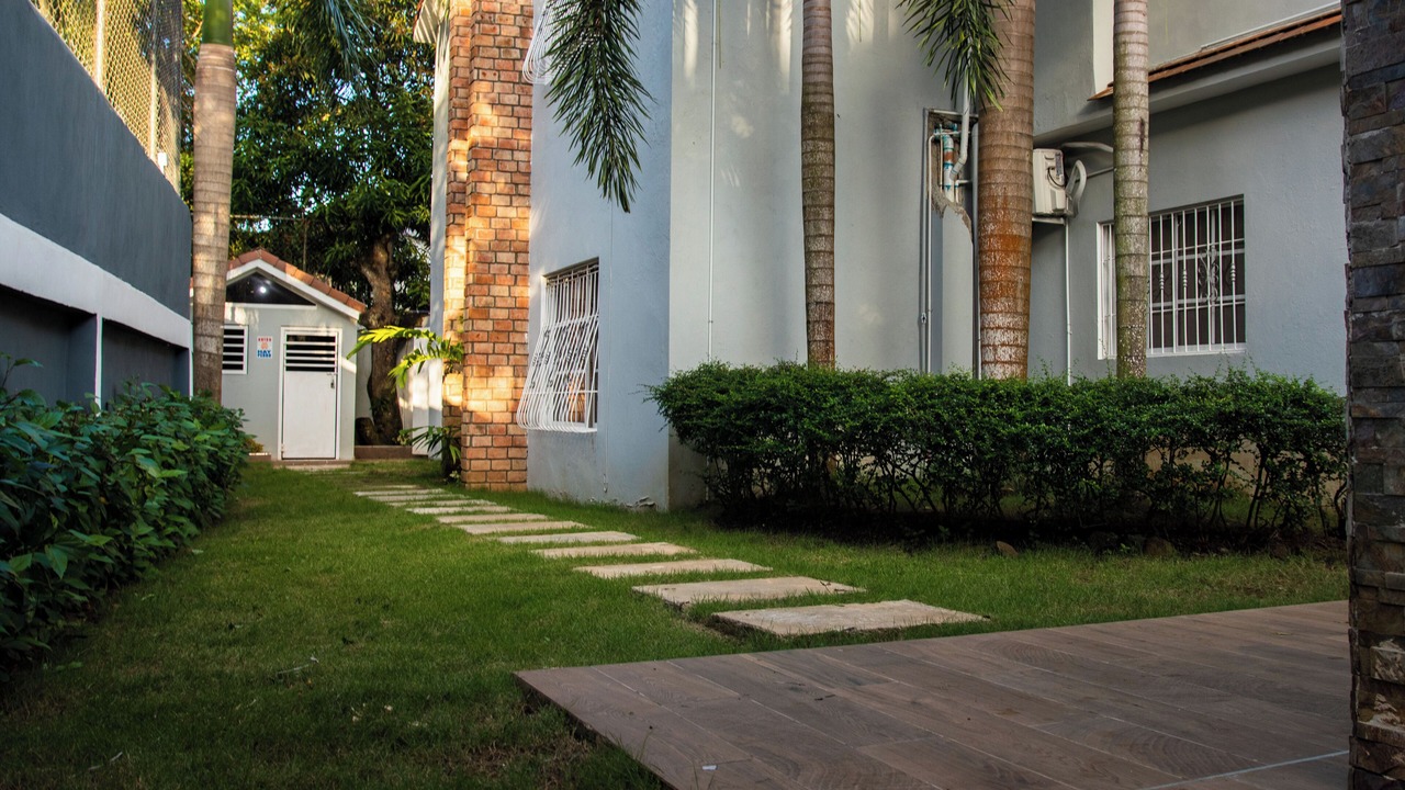 Photo of Outdoor in Pedro Brand