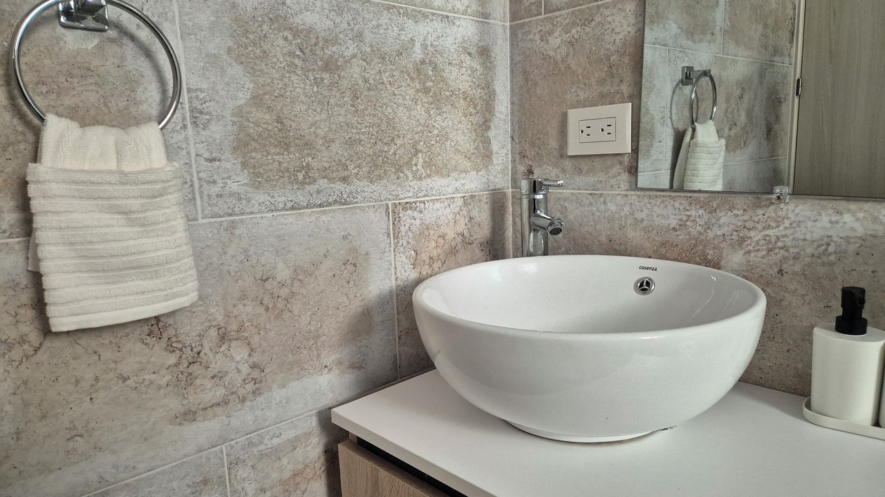 Photo of Bathroom in Veron