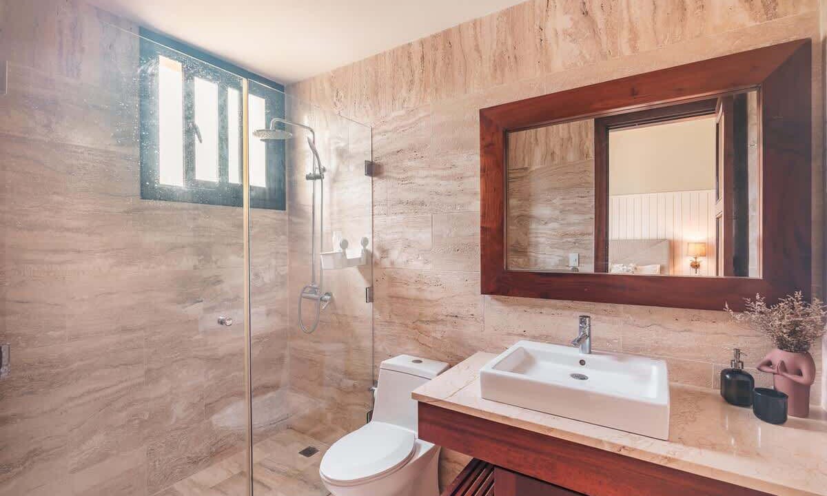 Photo of Bathroom in Portillo
