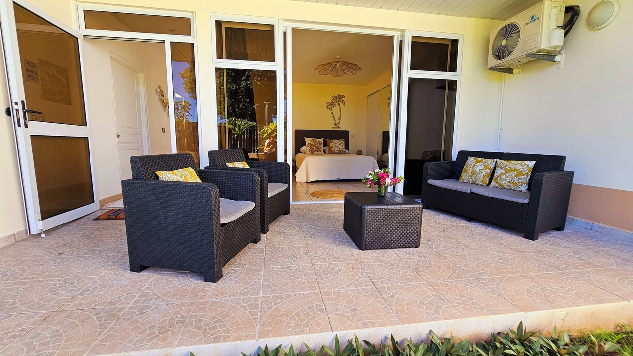 Photo of Patio Balcony in Paea
