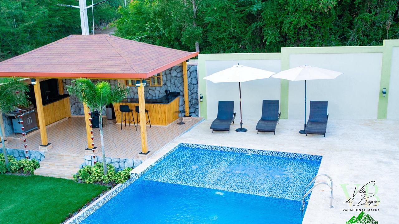 Photo of Outdoor in Pedro Brand