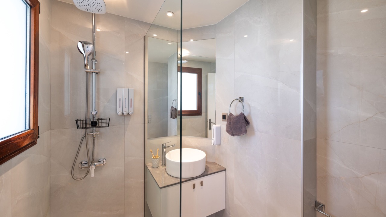 Photo of Bathroom in Rhodes Town