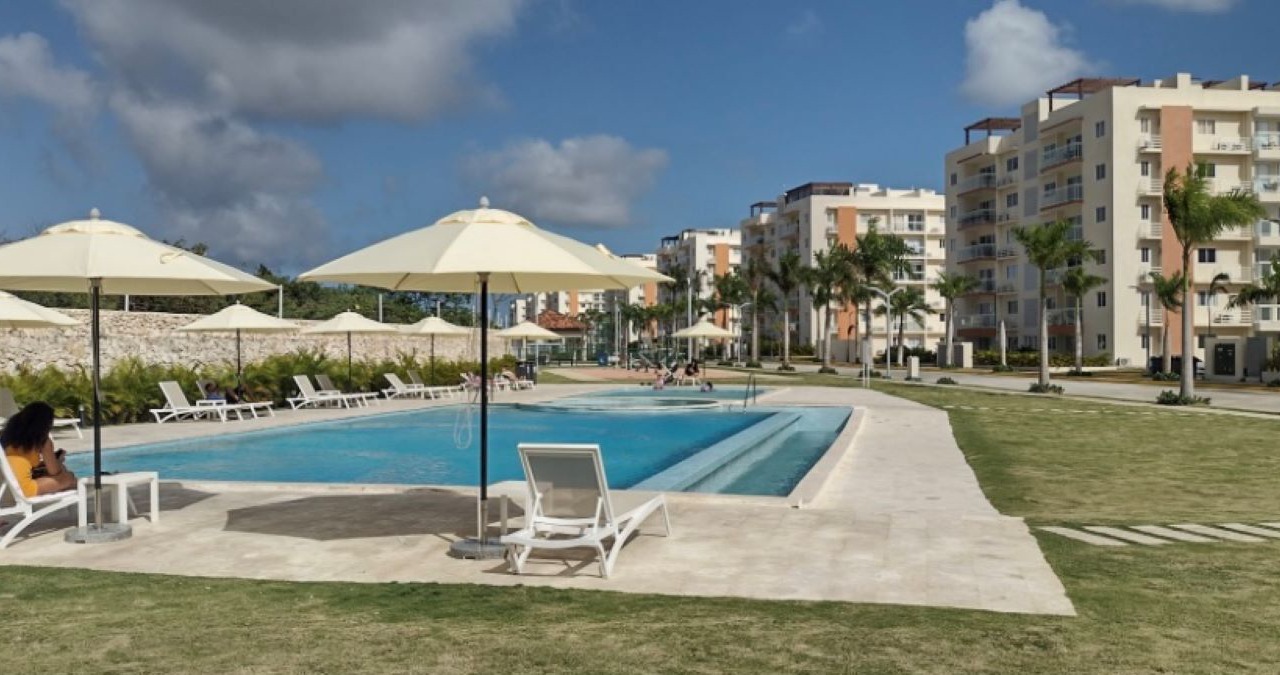 Photo of Outdoor in Veron