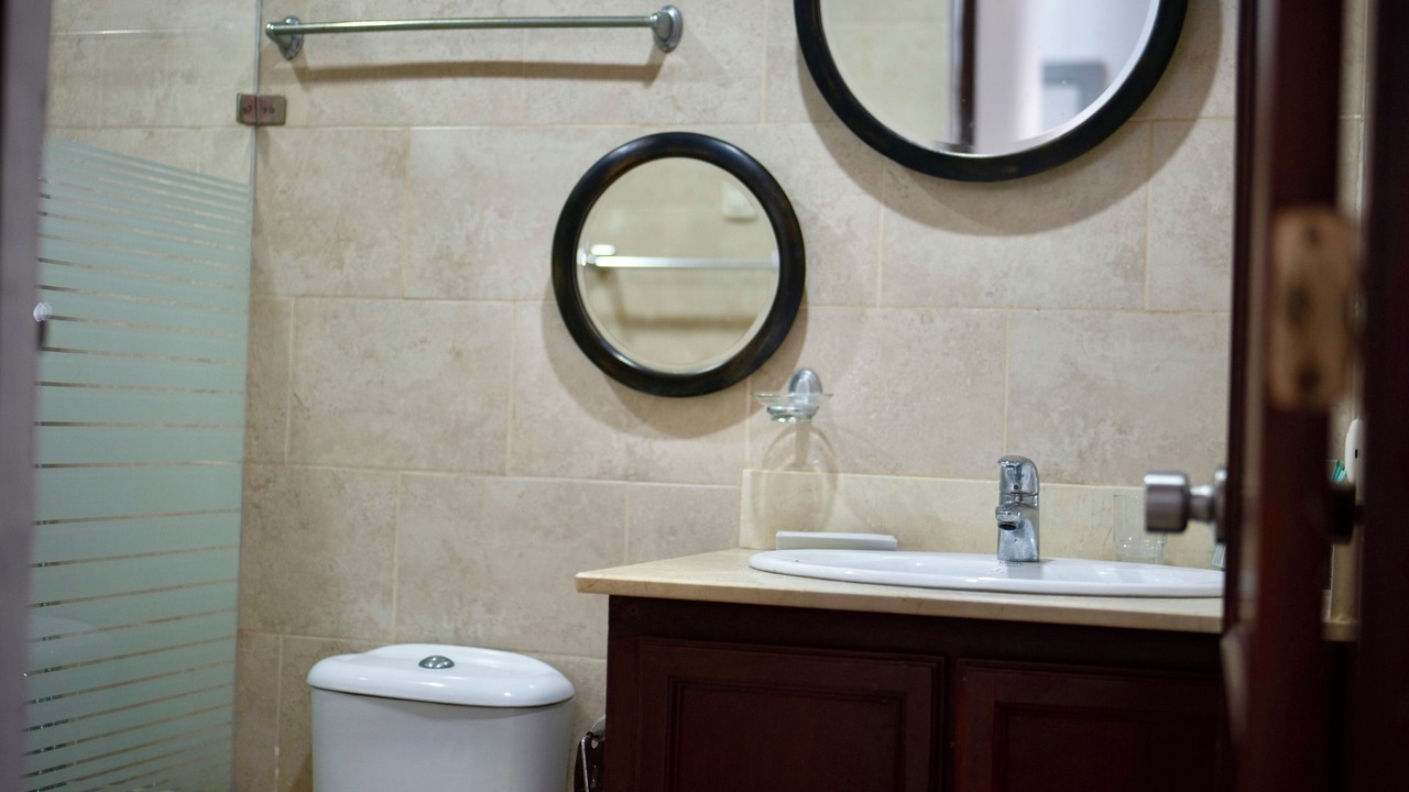 Photo of Bathroom in Altos de Arroyo Hondo