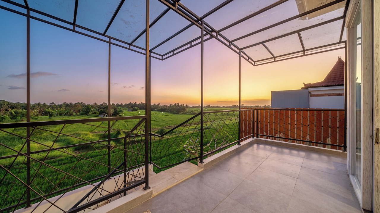 Photo of Patio Balcony in Beraban