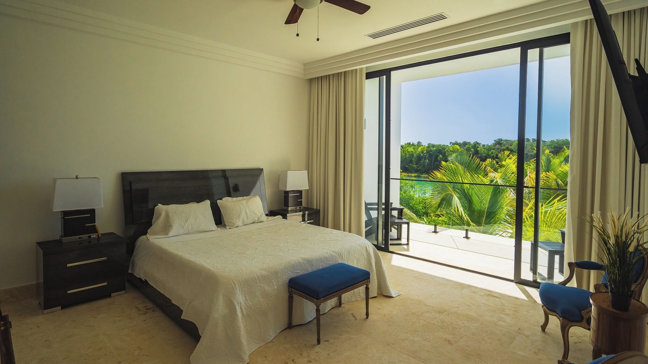 Photo of Bedroom in Veron