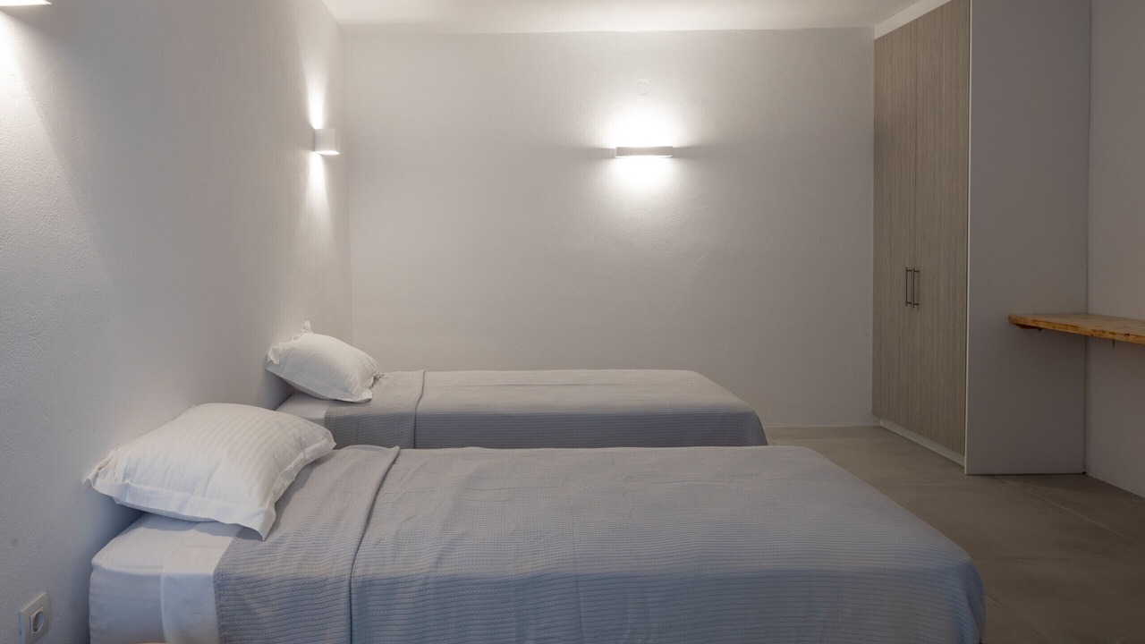Photo of Bedroom in Drios
