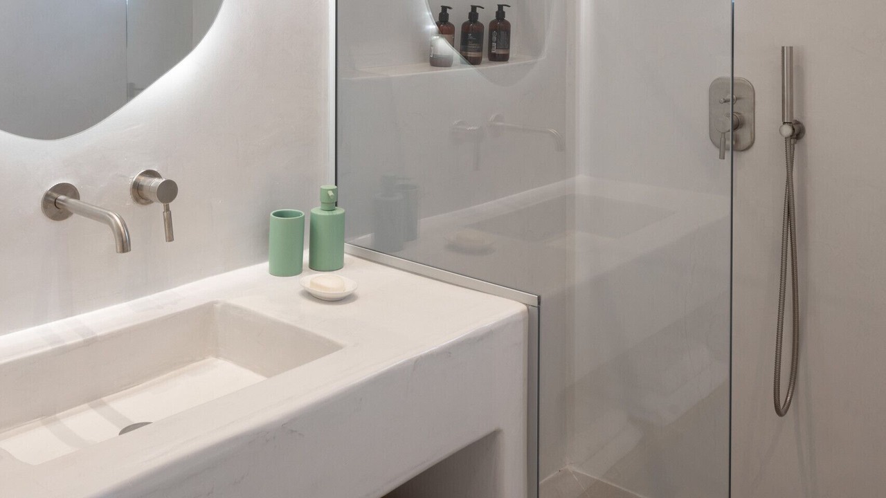 Photo of Bathroom in Drios