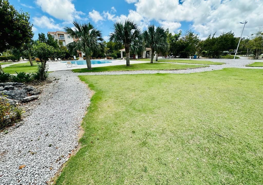 Photo of Outdoor in Veron