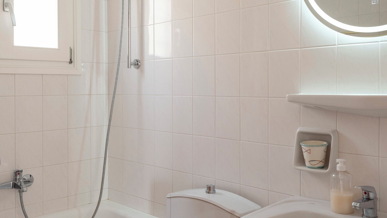 Photo of Bathroom in Naousa
