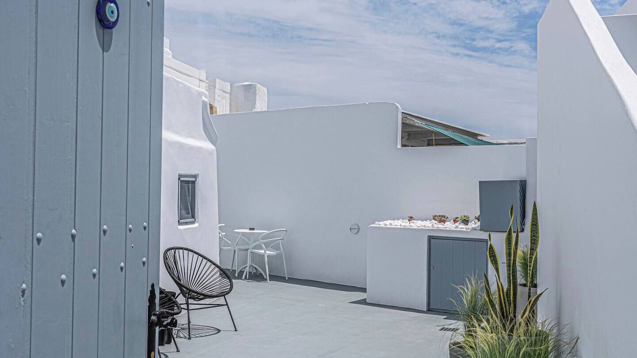 Photo of Patio Balcony in Karterados
