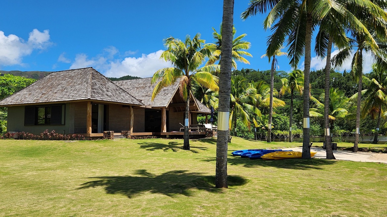 Photo of Outdoor in Teahupoo