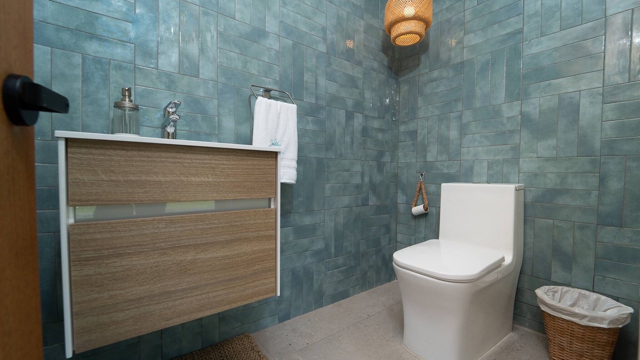 Photo of Bathroom in Portillo