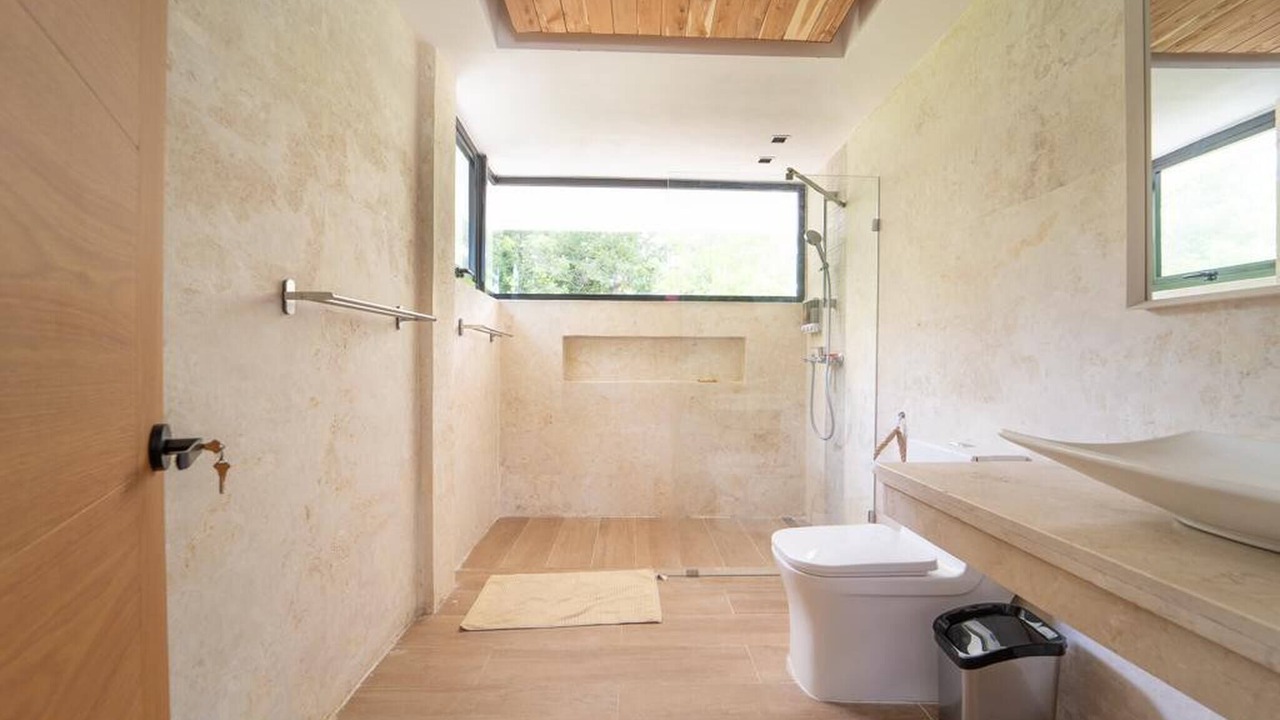 Photo of Bathroom in Portillo