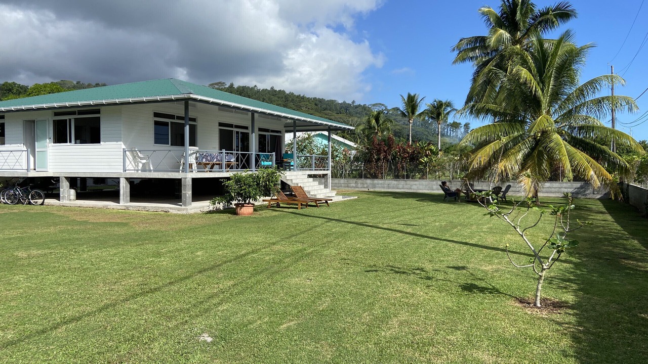 Photo of Outdoor in Teahupoo