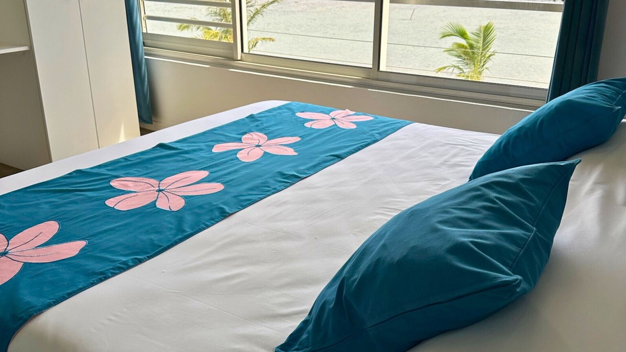 Photo of Bedroom in Teahupoo