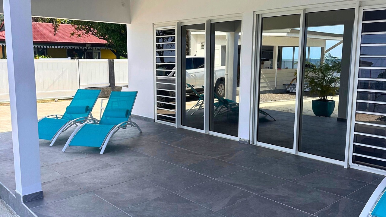 Photo of Patio Balcony in Teahupoo