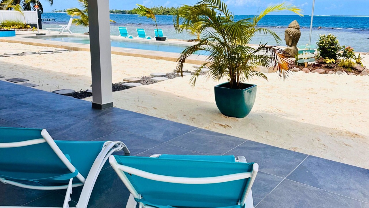 Photo of Patio Balcony in Teahupoo