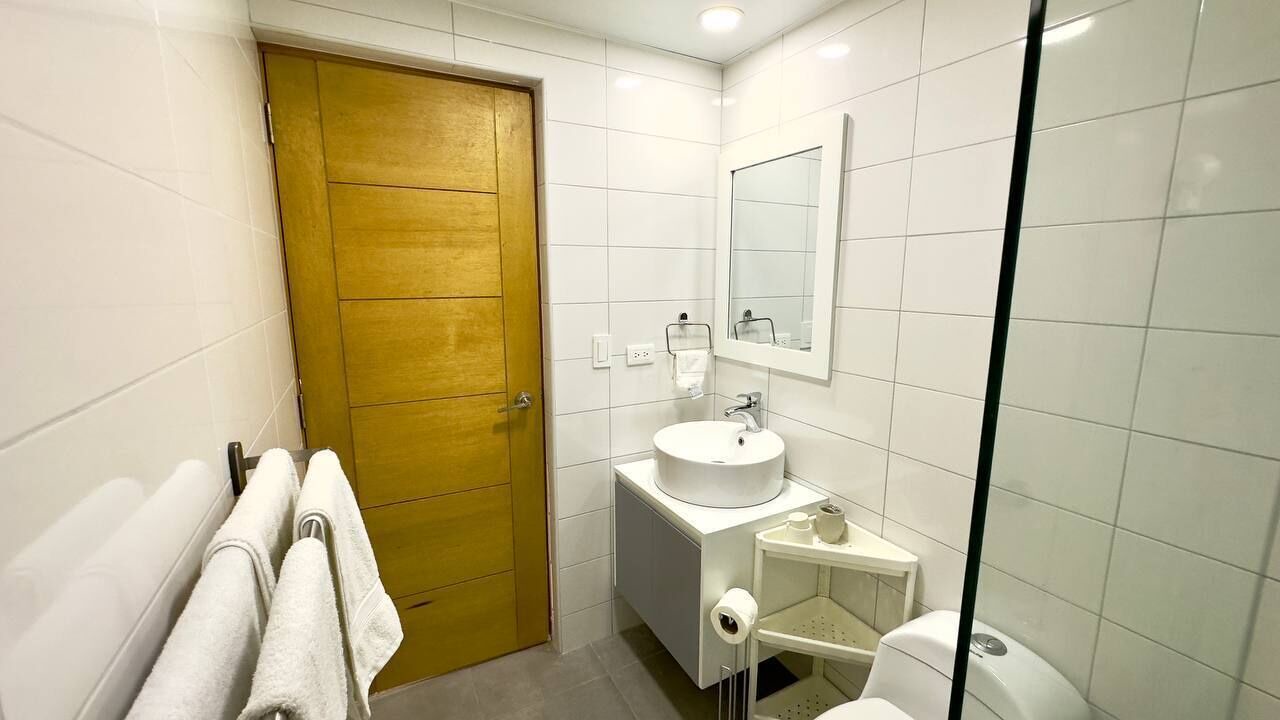 Photo of Bathroom in Evaristo Morales