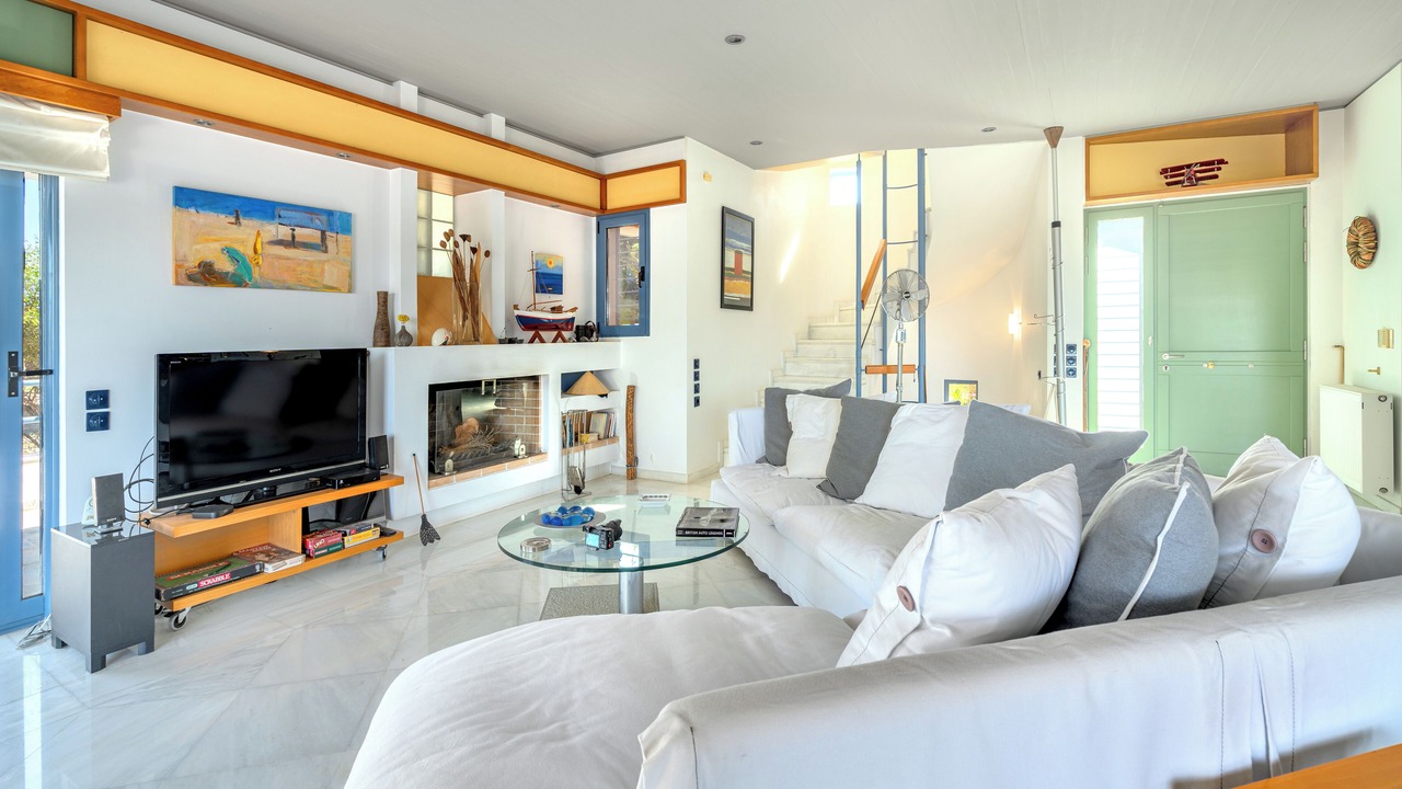 Photo of Livingroom in Agios Emilianos