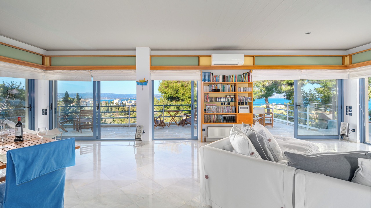 Photo of Livingroom in Agios Emilianos