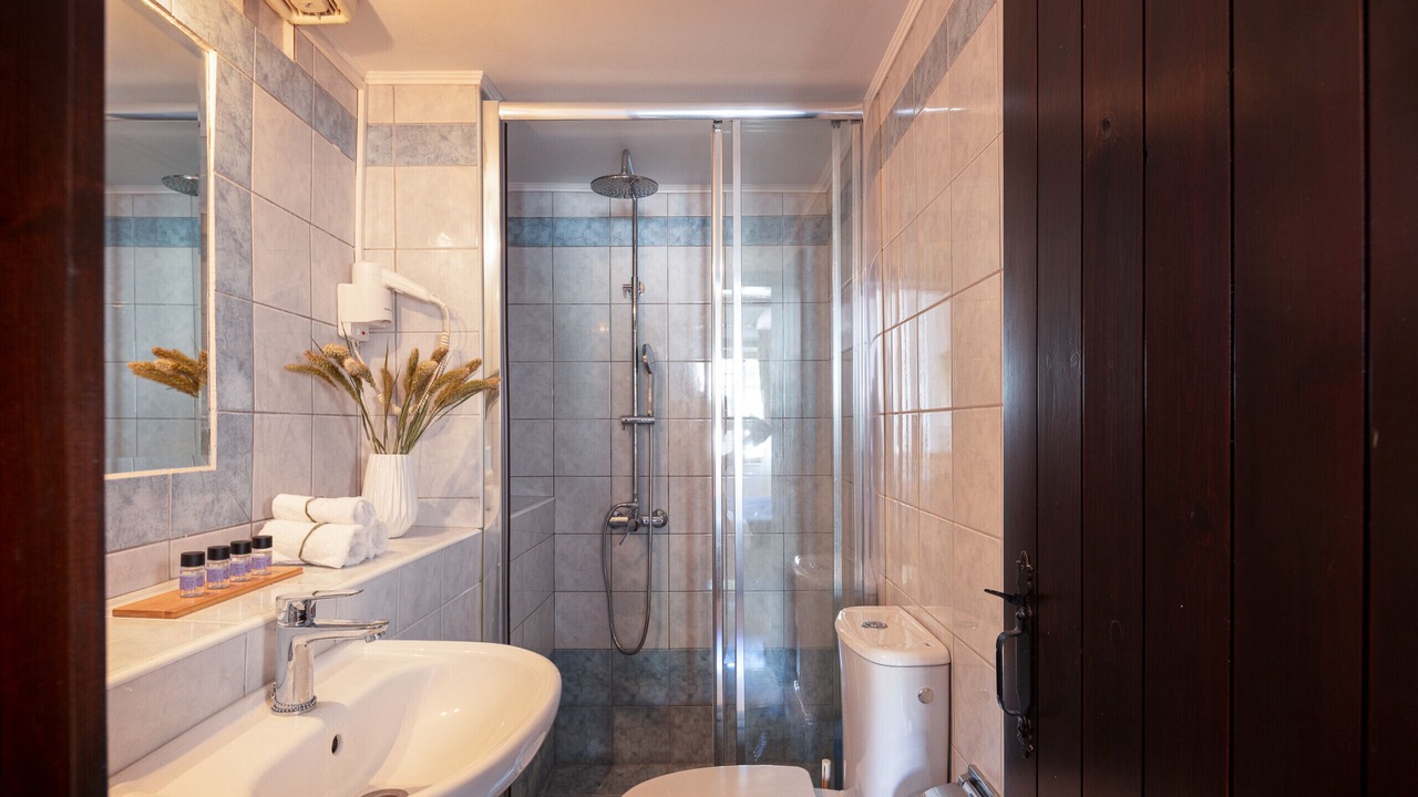 Photo of Bathroom in Mylopotamos