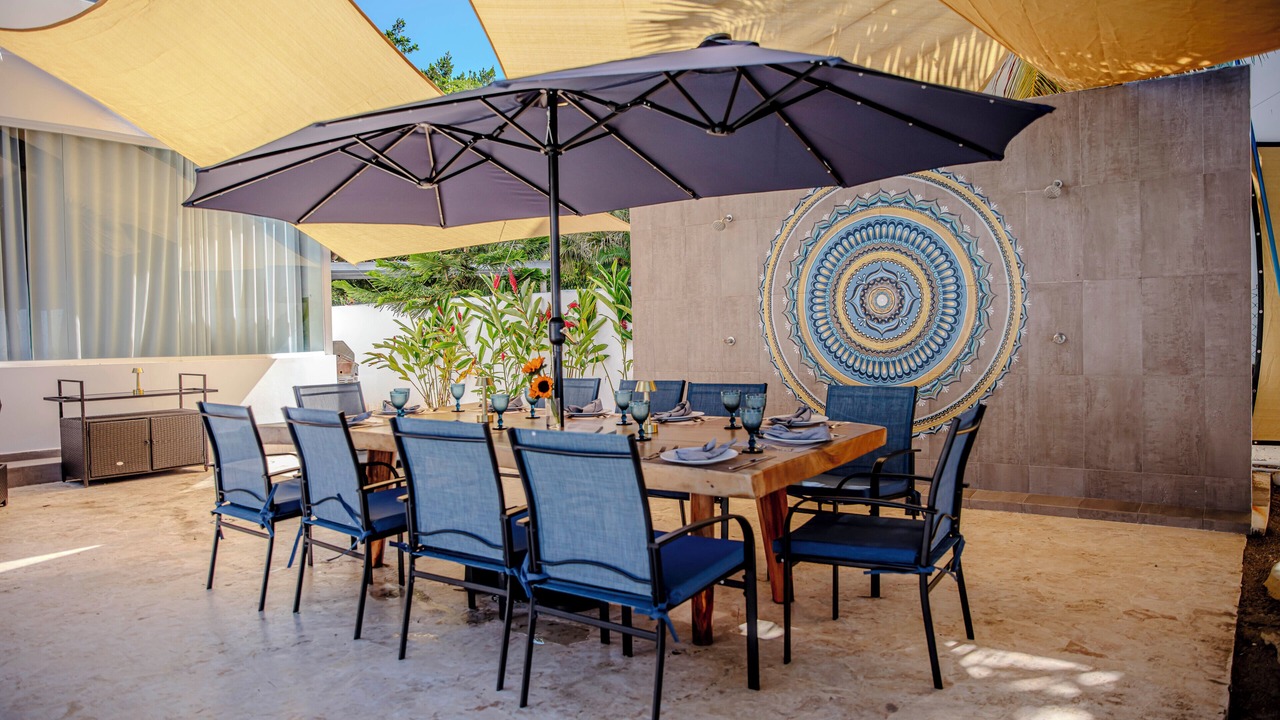 Photo of Outdoor in Los Cerros