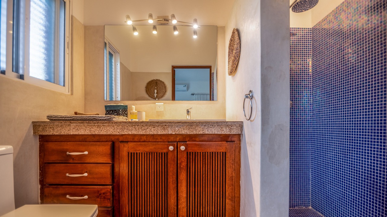 Photo of Bathroom in El Callejon
