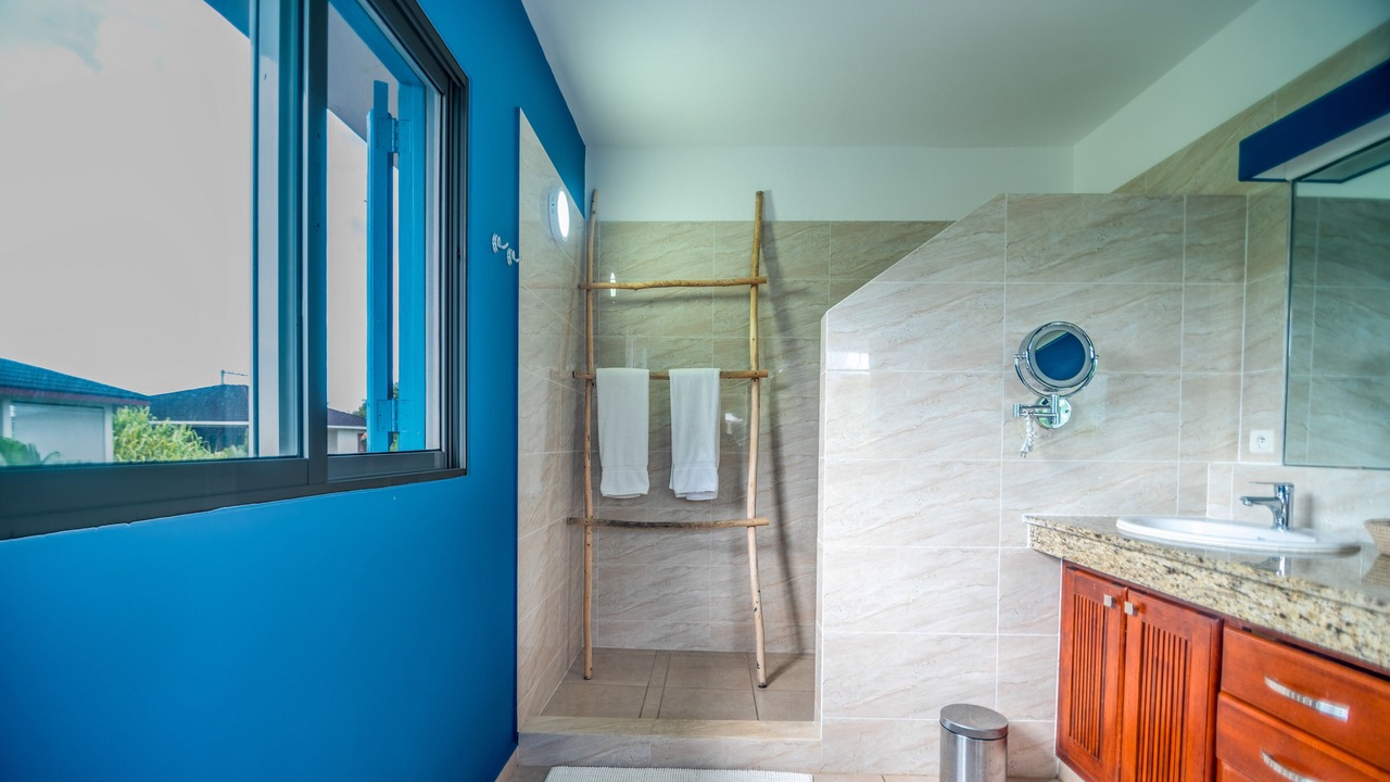 Photo of Bathroom in El Callejon