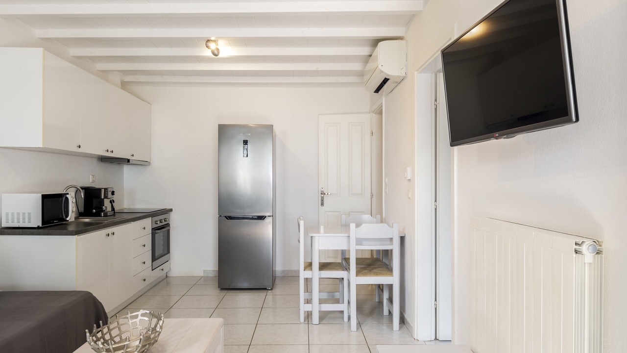 Photo of Kitchen in Platis Gialos