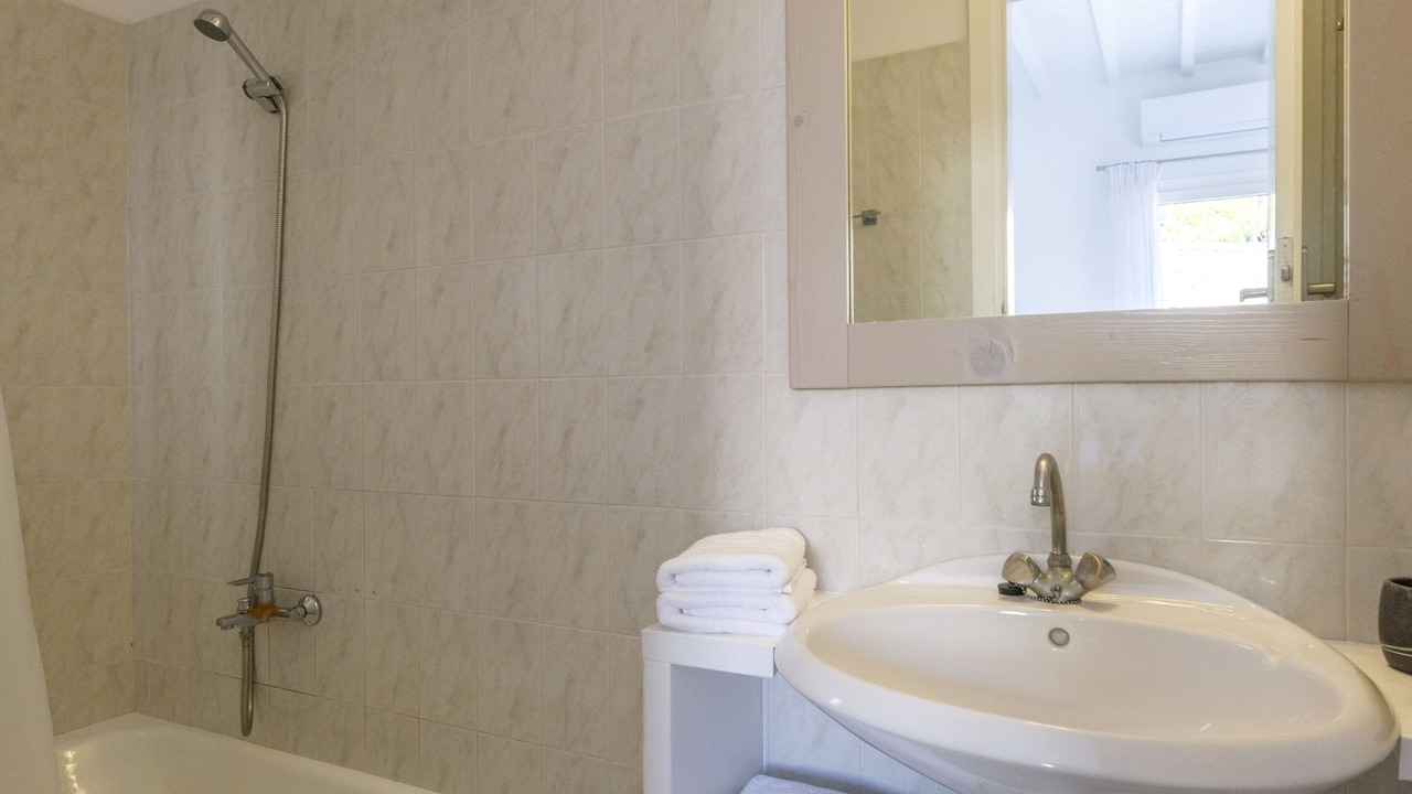 Photo of Bathroom in Platis Gialos