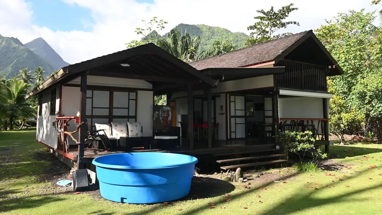 Photo of Outdoor in Teahupo'o