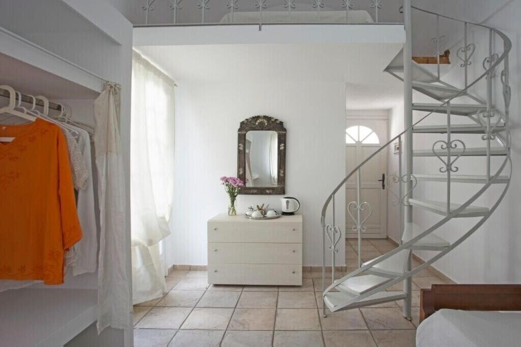 Photo of Bedroom in Perissa