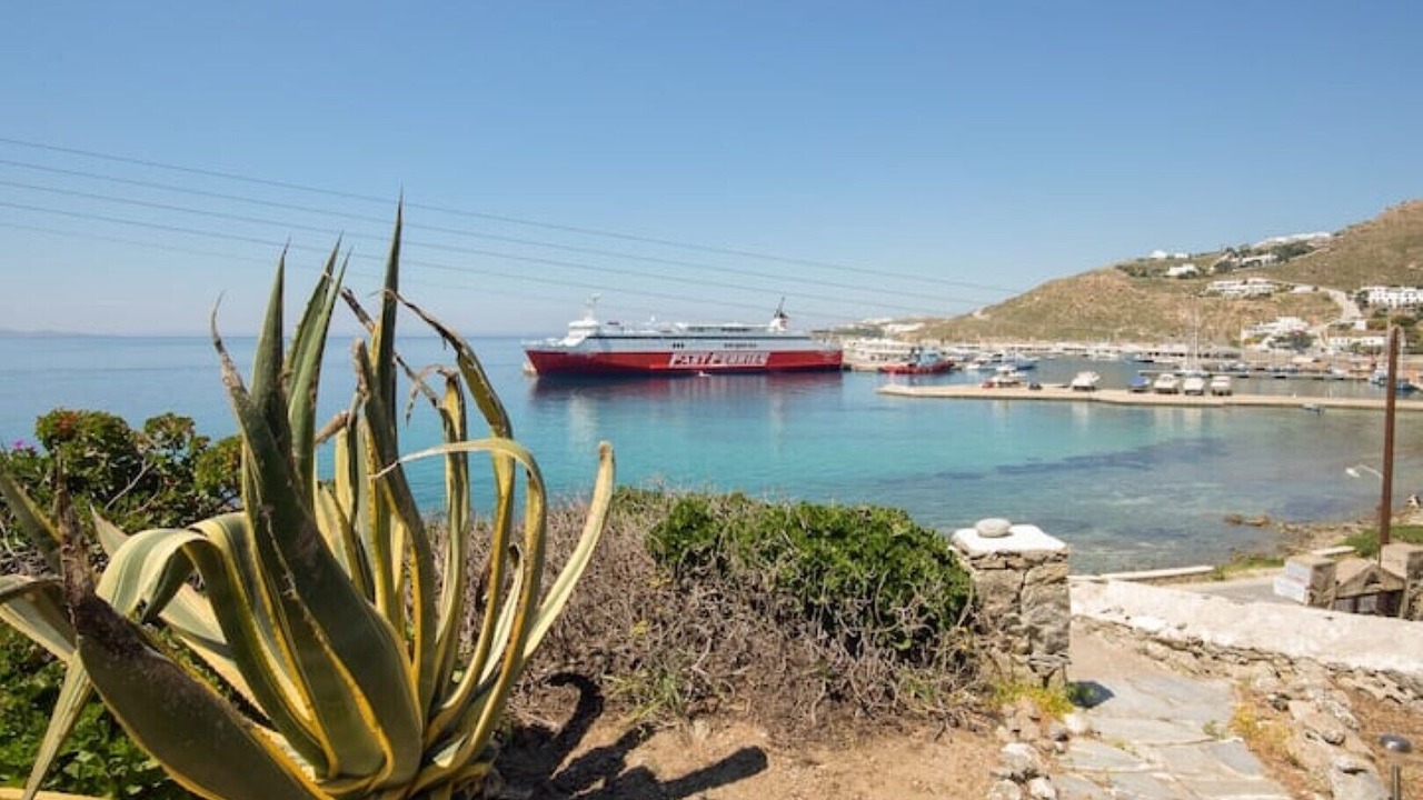 Photo of Outdoor in Tourlos
