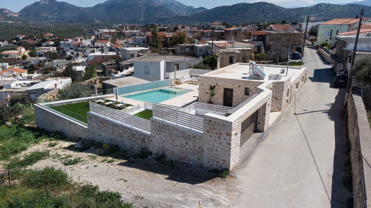 Photo of Outdoor in Roumeli