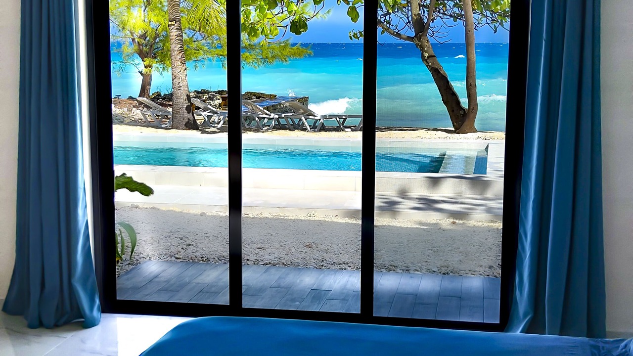 Photo of Bedroom in Rangiroa