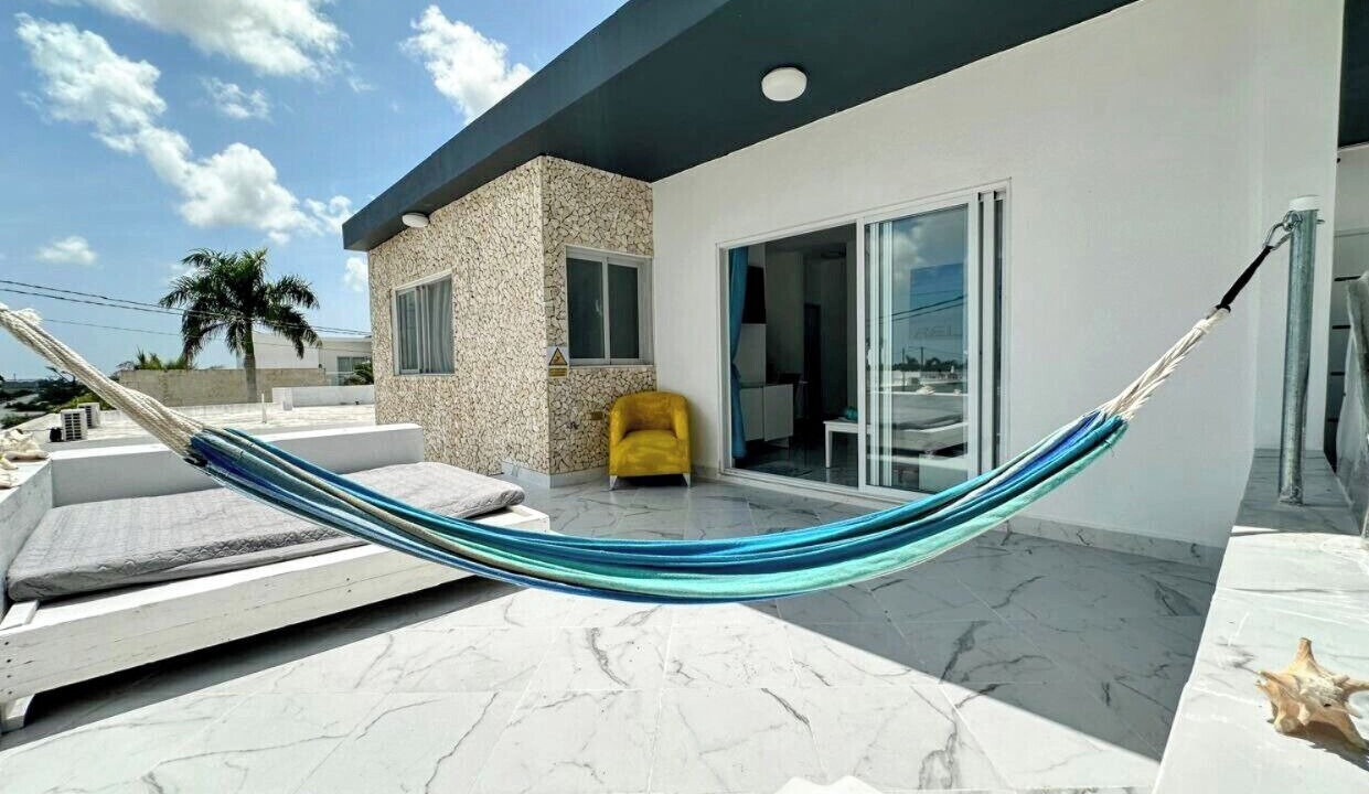 Photo of Outdoor in Veron