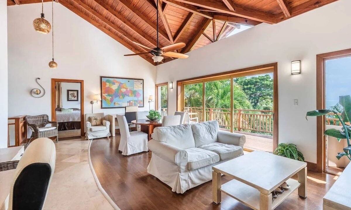 Photo of Livingroom in Puerto Bahia