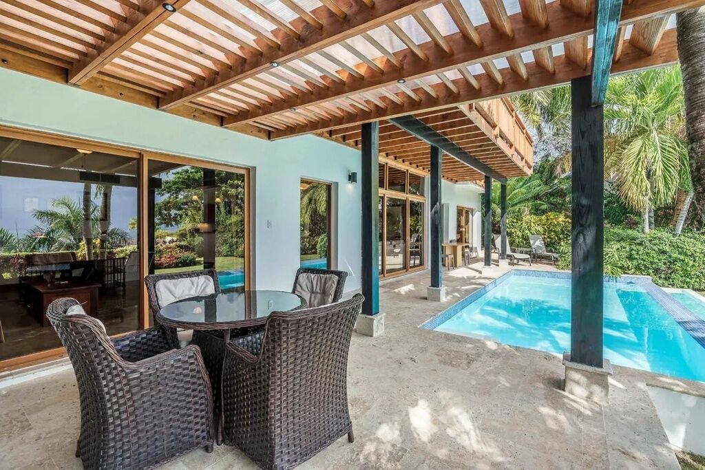 Photo of Outdoor in Puerto Bahia